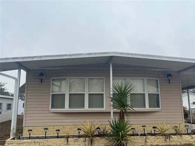 8427 HIGHPOINT BOULEVARD, Brooksville, FL 34613