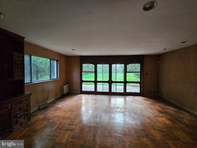 8128 CEDAR, Elkins Park, PA 19027