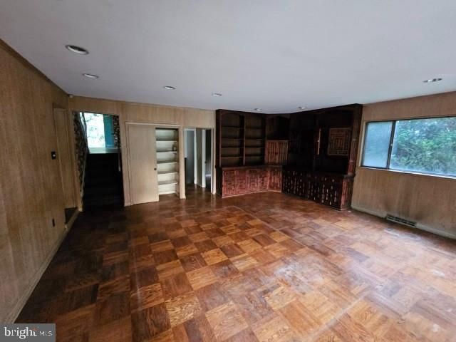 8128 CEDAR, Elkins Park, PA 19027