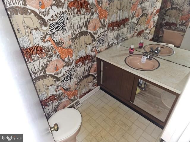 8128 CEDAR, Elkins Park, PA 19027
