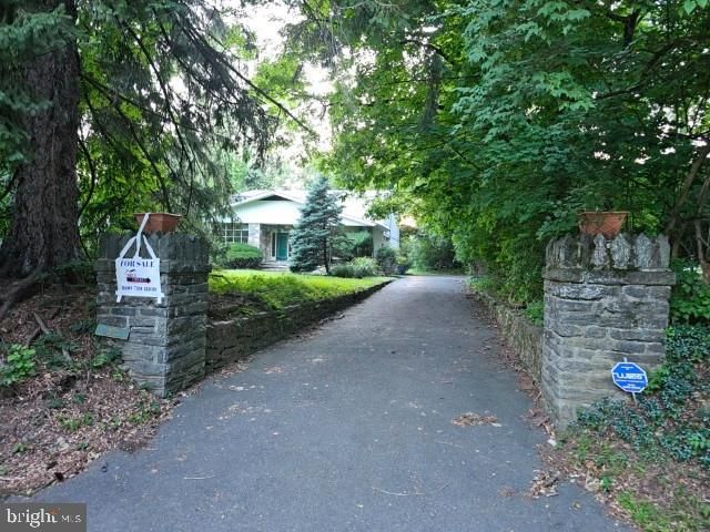 8128 CEDAR, Elkins Park, PA 19027