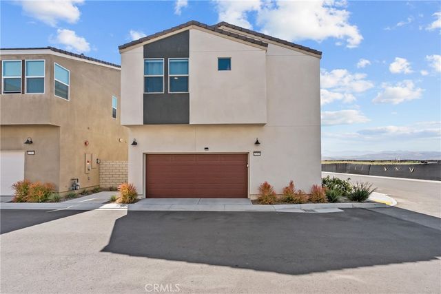 27375 Thunder Ridge Court, Stevenson Ranch, CA 91381