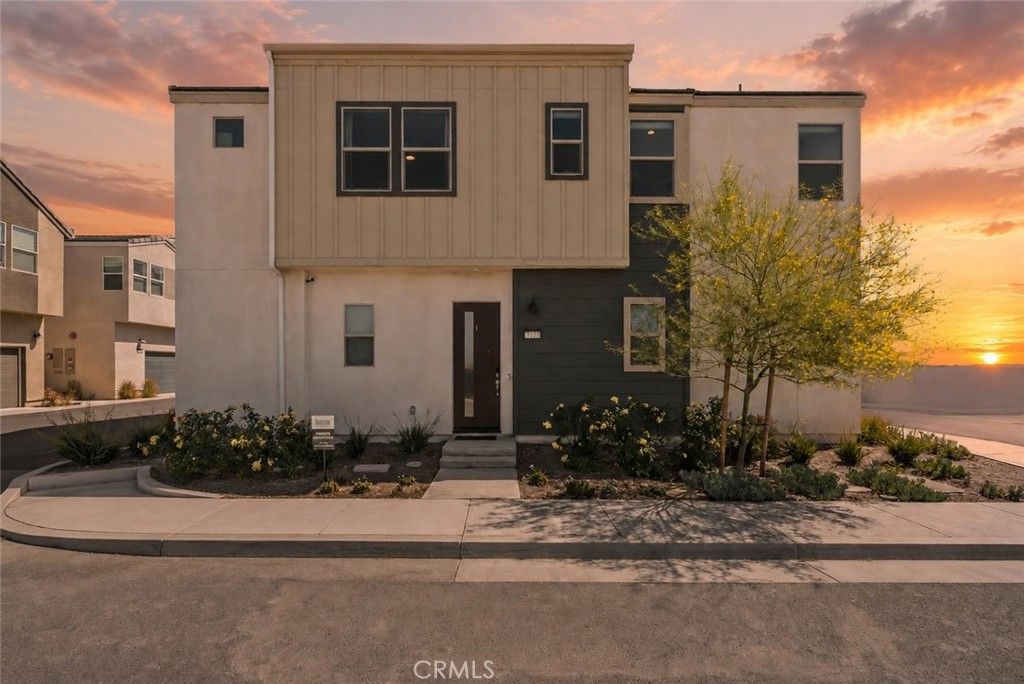27375 Thunder Ridge Court, Stevenson Ranch, CA 91381