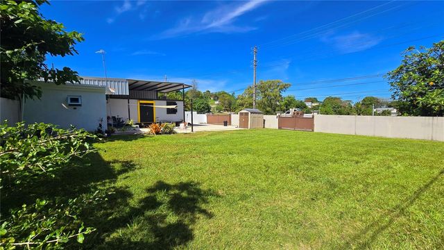 CARR. 827 KM 4.7 BO. PINAS SECTOR LA LOMA LOT 1, Toa Alta, PR 00953