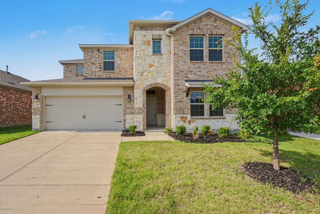 2209 Sue Ellen Street, Anna, TX 75409