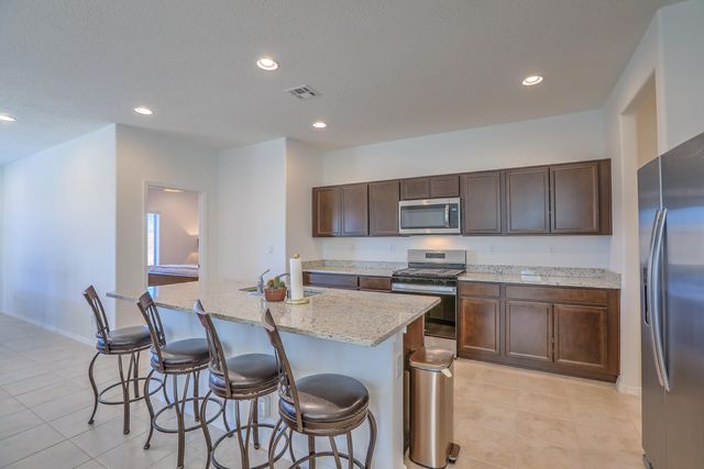 233 Spectrum Avenue SW, Rio Rancho, NM 87124