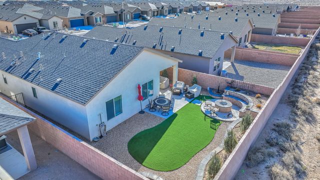 233 Spectrum Avenue SW, Rio Rancho, NM 87124