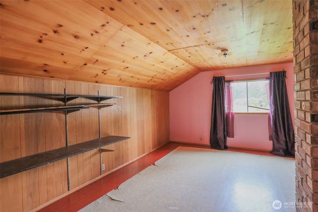38013 US 2, Sultan, WA 98294