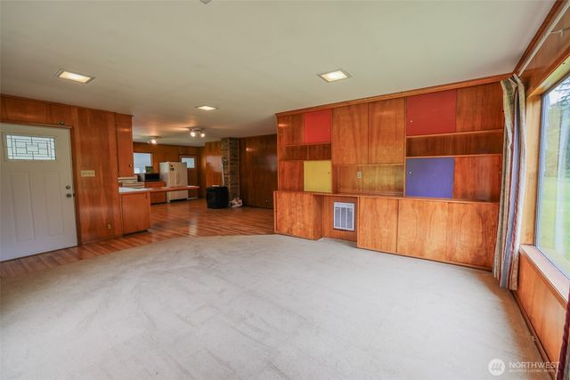 38013 US 2, Sultan, WA 98294