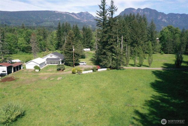 38013 US 2, Sultan, WA 98294