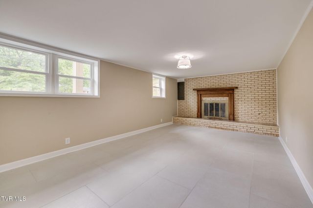 806 Sir Echo Drive, Kingsport, TN 37663