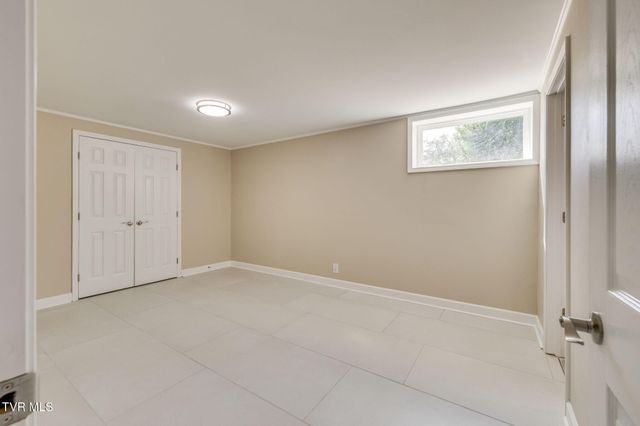 806 Sir Echo Drive, Kingsport, TN 37663