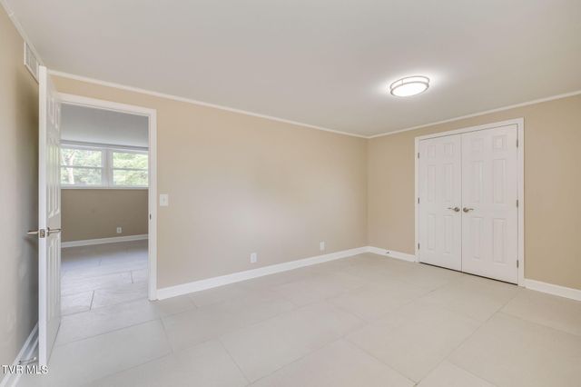 806 Sir Echo Drive, Kingsport, TN 37663