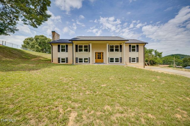 806 Sir Echo Drive, Kingsport, TN 37663