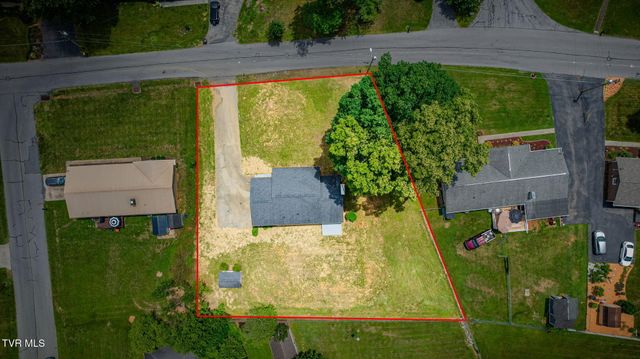 806 Sir Echo Drive, Kingsport, TN 37663
