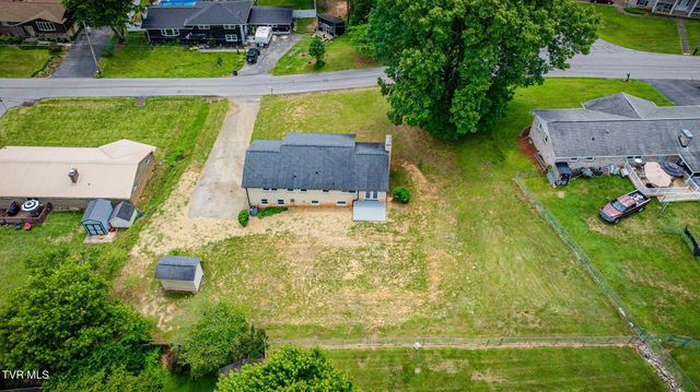 806 Sir Echo Drive, Kingsport, TN 37663