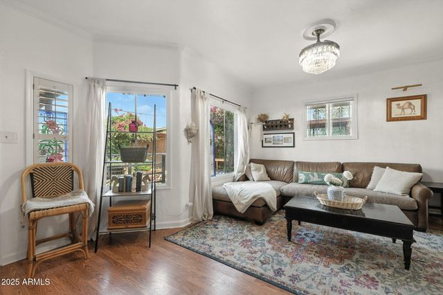 1922 W HOLLY Street, Phoenix, AZ 85009