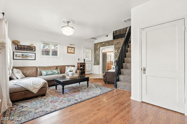 1922 W HOLLY Street, Phoenix, AZ 85009