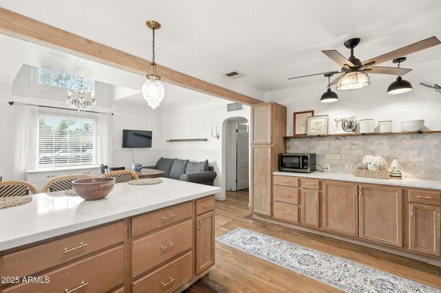 1922 W HOLLY Street, Phoenix, AZ 85009