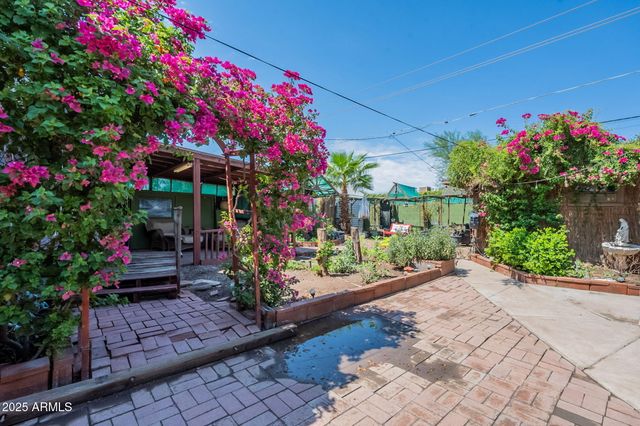 1922 W HOLLY Street, Phoenix, AZ 85009