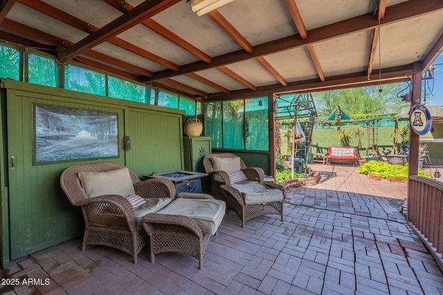 1922 W HOLLY Street, Phoenix, AZ 85009