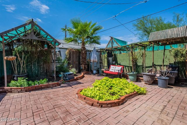 1922 W HOLLY Street, Phoenix, AZ 85009