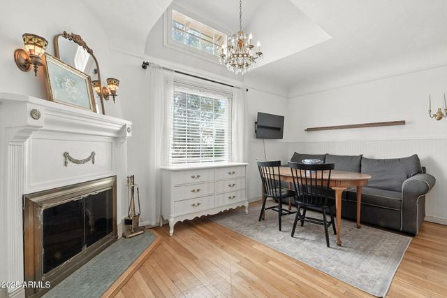 1922 W HOLLY Street, Phoenix, AZ 85009