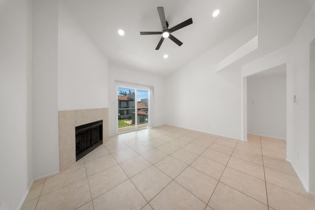 220 N 22nd Place Unit 2029, Mesa, AZ 85213