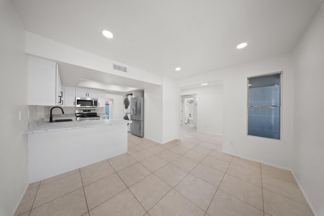 220 N 22nd Place Unit 2029, Mesa, AZ 85213