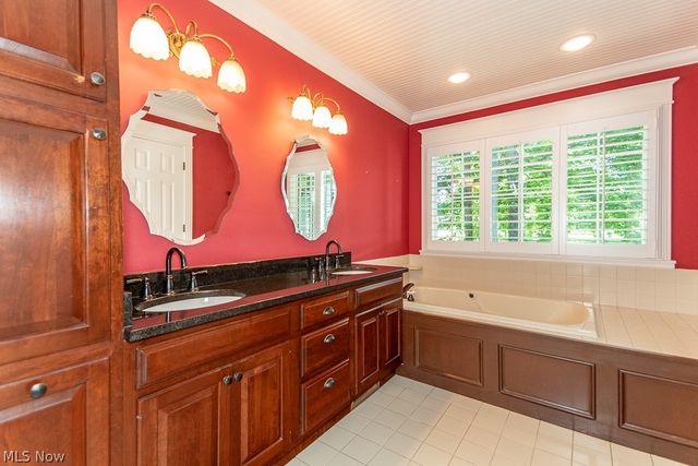 7290 Hunters Trail, Concord Twp, OH 44077