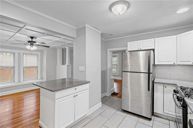 4333 Bell Street, Kansas City, MO 64111