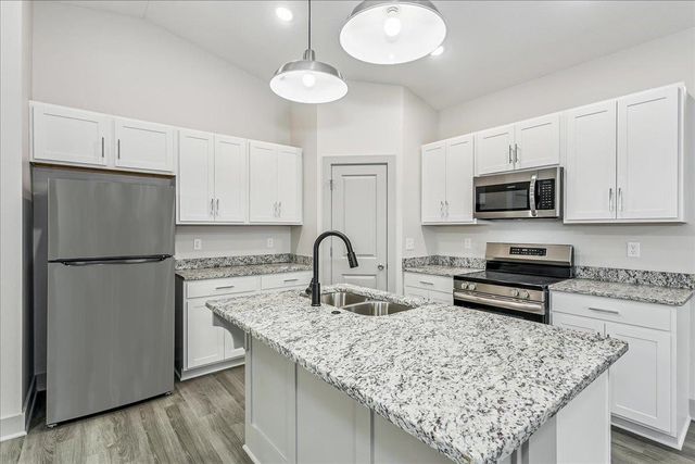 2941 S Bunker Hill Ct., Wichita, KS 67210