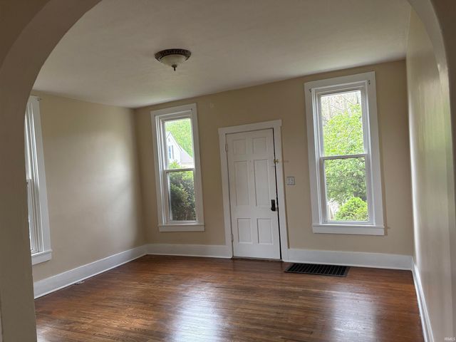 457 W 6th Street, Peru, IN 46970