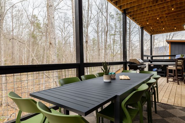 456 Winfield Heights Road, Gatlinburg, TN 37738