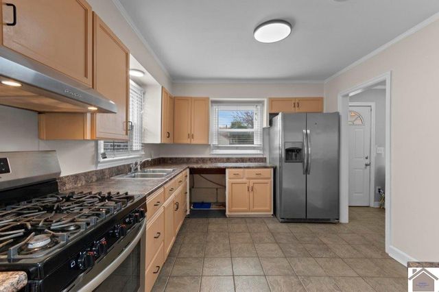 2222 Madison St, Paducah, KY 42001