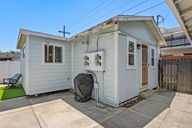 321 S Freeman Street, Oceanside, CA 92054