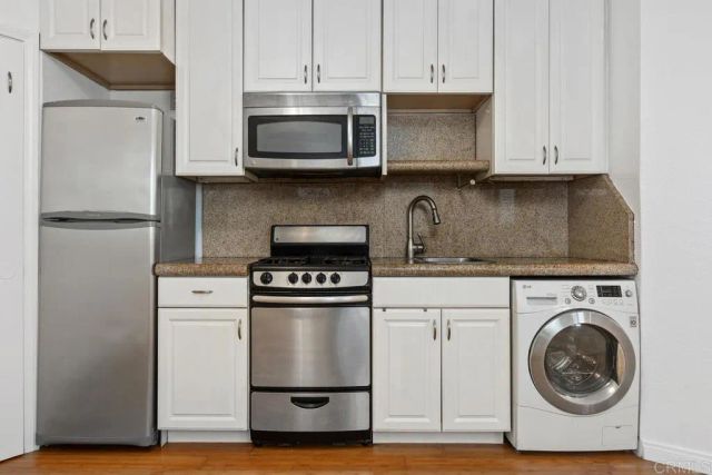 321 S Freeman Street, Oceanside, CA 92054