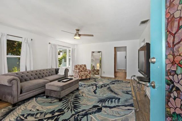 321 S Freeman Street, Oceanside, CA 92054