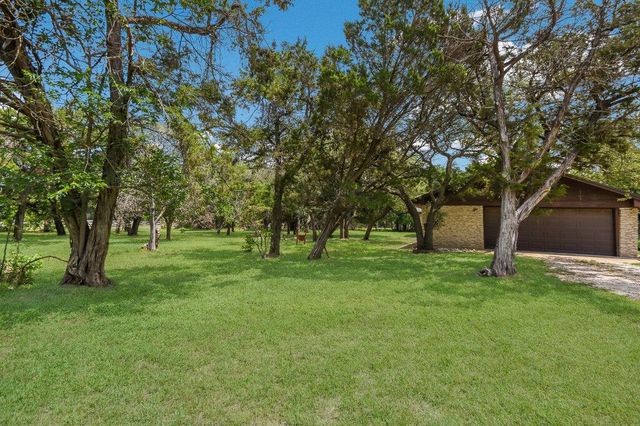 301 Navajo TRL, Georgetown, TX 78633