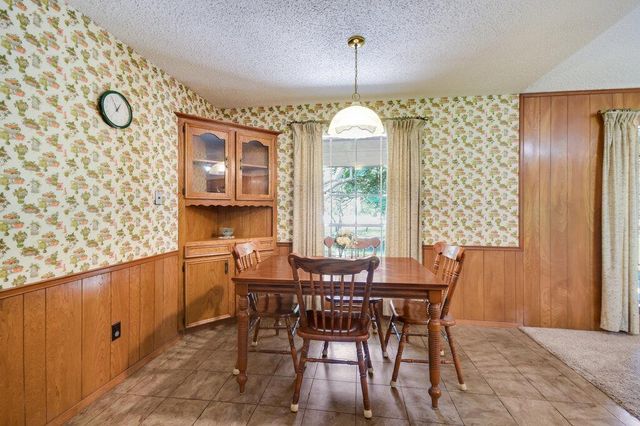 301 Navajo TRL, Georgetown, TX 78633