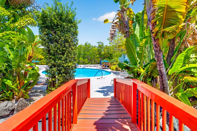 3589 S Ocean Boulevard 30, South Palm Beach, FL 33480