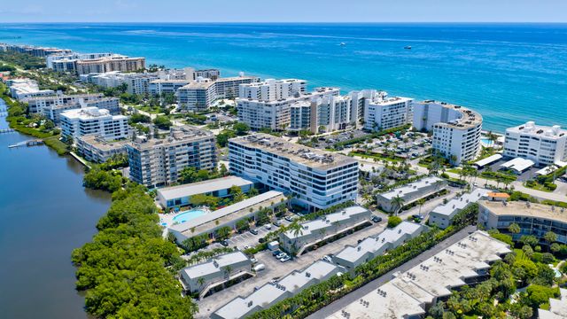 3589 S Ocean Boulevard 30, South Palm Beach, FL 33480