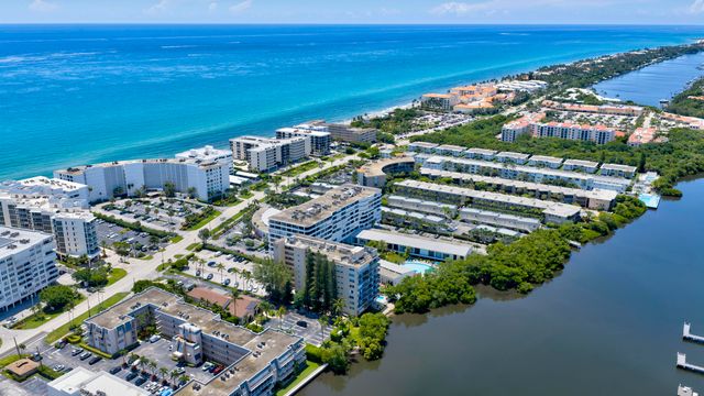 3589 S Ocean Boulevard 30, South Palm Beach, FL 33480