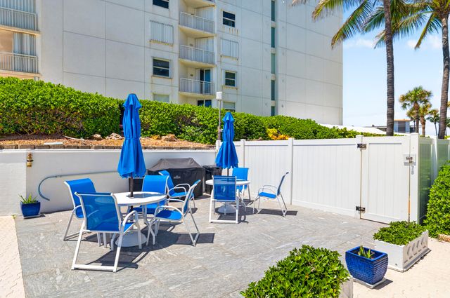 3589 S Ocean Boulevard 30, South Palm Beach, FL 33480