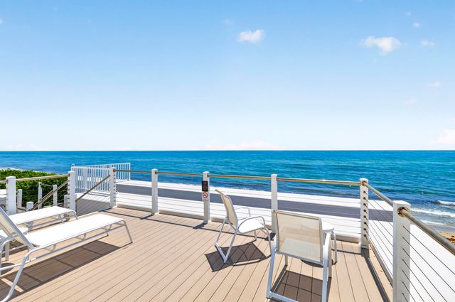 3589 S Ocean Boulevard 30, South Palm Beach, FL 33480