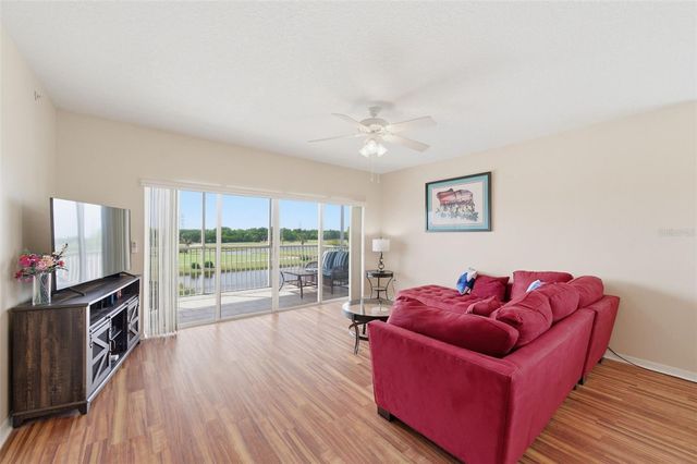 1200 COUNTRY CLUB DRIVE 1206, Largo, FL 33771