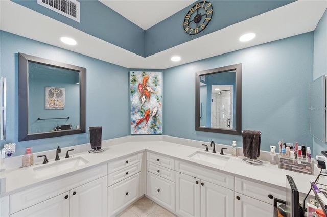 1200 COUNTRY CLUB DRIVE 1206, Largo, FL 33771