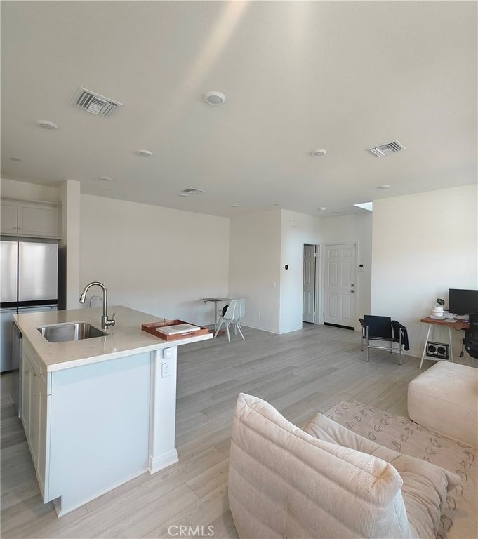 4205 E Carmel Privado, Ontario, CA 91761