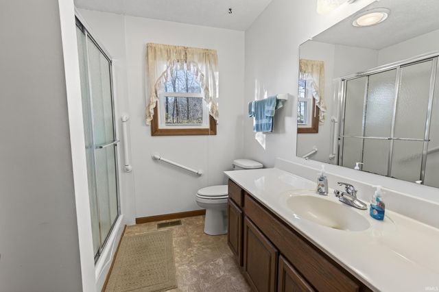 2492 S Roberts Way, Logansport, IN 46947