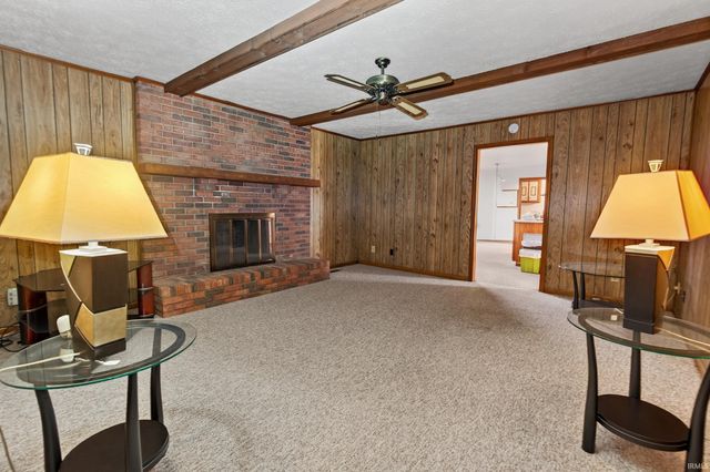 2492 S Roberts Way, Logansport, IN 46947